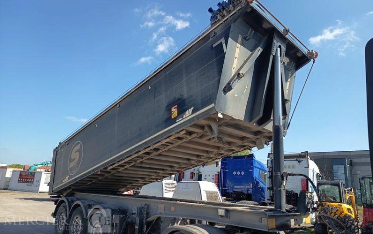 BENALU SEMI BENNE BASCULANTE 3 ESSIEUX – PTAC 39 TONNES – ANNEE 2015  DP-696-PE