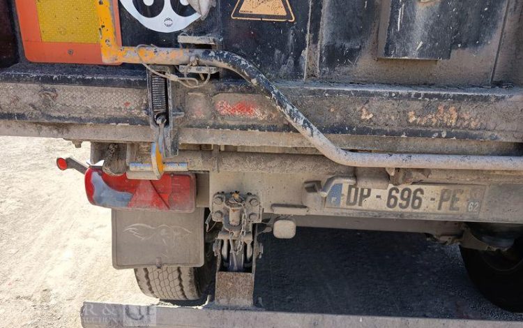 BENALU SEMI BENNE BASCULANTE 3 ESSIEUX – PTAC 39 TONNES – ANNEE 2015  DP-696-PE
