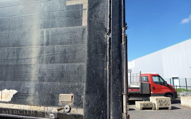 BENALU SEMI BENNE BASCULANTE 3 ESSIEUX – PTAC 39 TONNES – ANNEE 2015  DP-696-PE