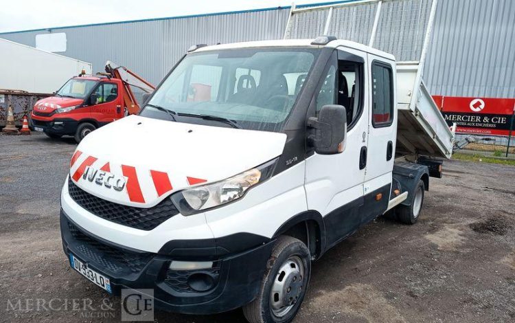 IVECO IS35 BENNE DOUBLE CABINE IVECO 35C13D CC  DV-933-LQ