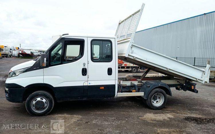 IVECO IS35 BENNE DOUBLE CABINE IVECO 35C13D CC  DV-933-LQ