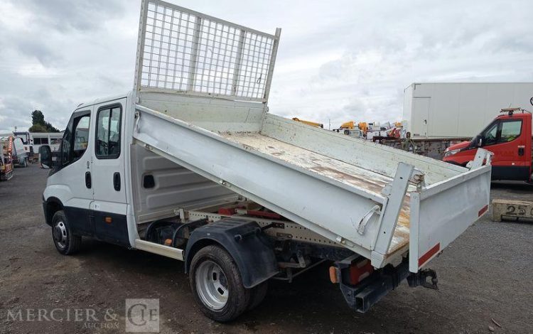 IVECO IS35 BENNE DOUBLE CABINE IVECO 35C13D CC  DV-933-LQ
