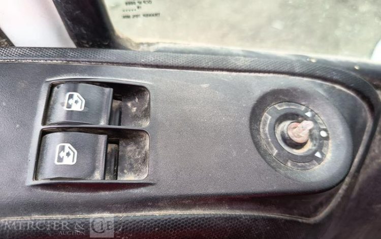 IVECO IS35 BENNE DOUBLE CABINE IVECO 35C13D CC  DV-933-LQ