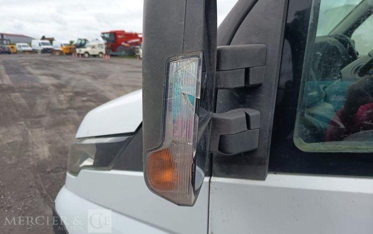 IVECO IS35 BENNE DOUBLE CABINE IVECO 35C13D CC  DV-933-LQ