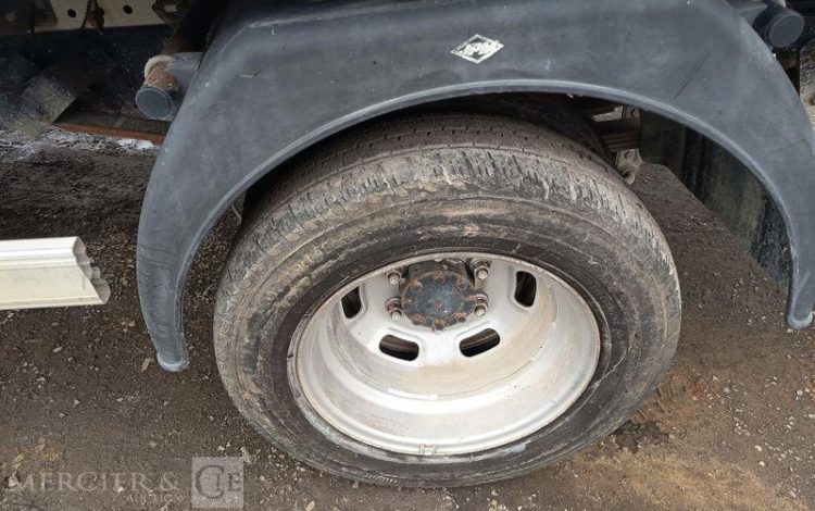 IVECO IS35 BENNE DOUBLE CABINE IVECO 35C13D CC  DV-933-LQ