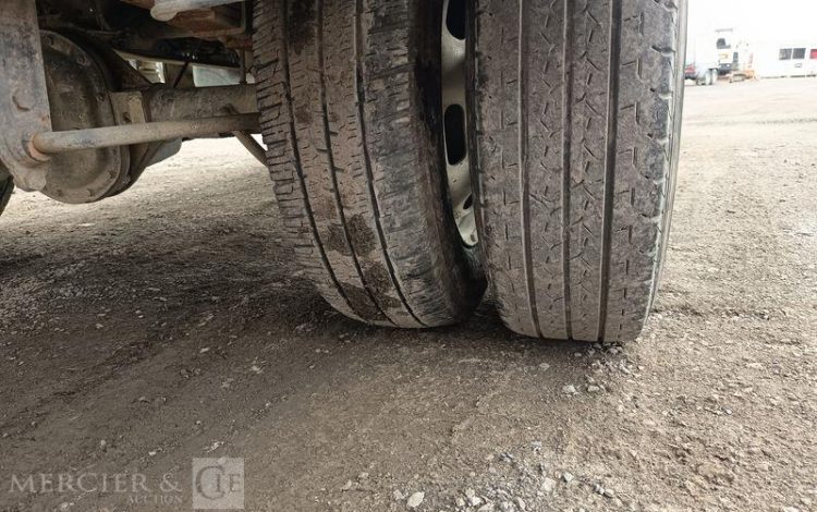 IVECO IS35 BENNE DOUBLE CABINE IVECO 35C13D CC  DV-933-LQ