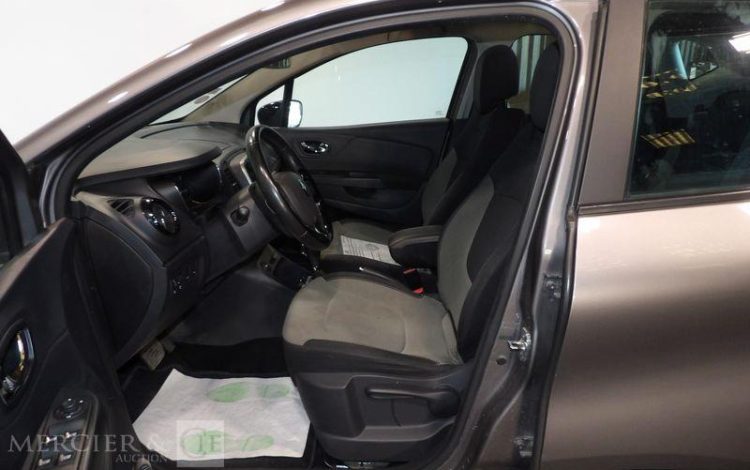 RENAULT CAPTUR 1.2 TCE 120CH ENERGY ZEN EDC GRIS DW-090-XB