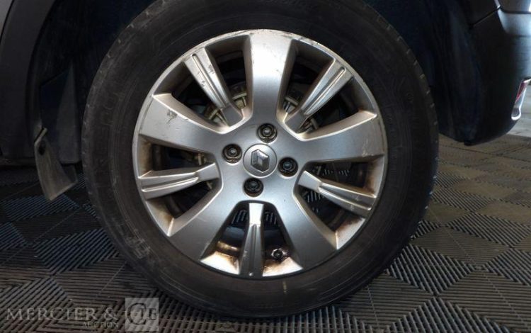 RENAULT CAPTUR 1.2 TCE 120CH ENERGY ZEN EDC GRIS DW-090-XB