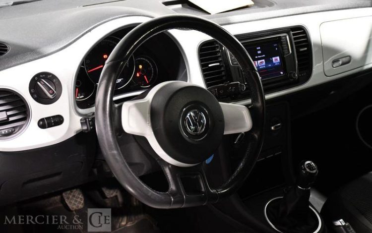 VOLKSWAGEN  BLANC EB-830-NP