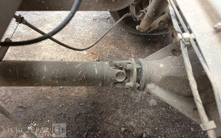 IVECO IS35 BENNE SIMPLE CABINE COFFRE IVECO 35C13  EC-943-PB