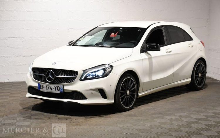 MERCEDES  BLANC EH-174-YQ