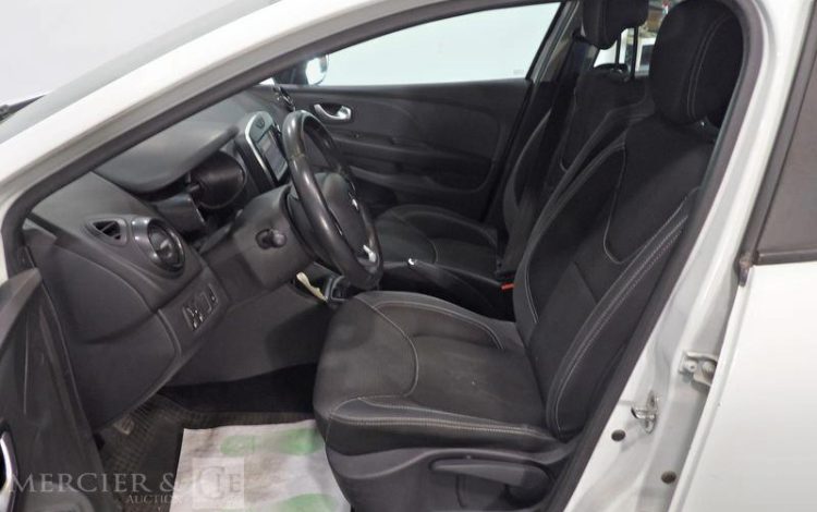 RENAULT CLIO IV BLANC EJ-571-QD