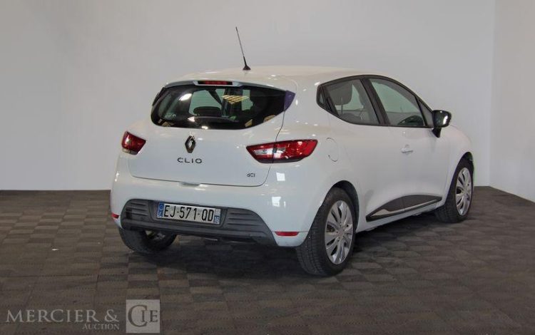 RENAULT CLIO IV BLANC EJ-571-QD