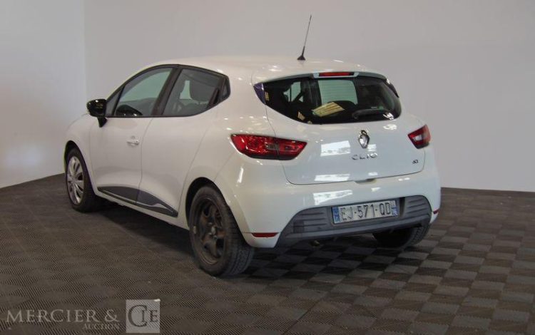 RENAULT CLIO IV BLANC EJ-571-QD