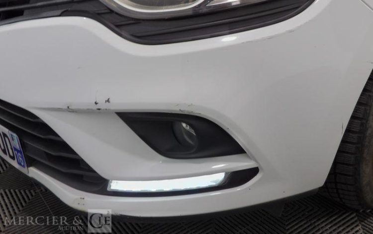 RENAULT CLIO IV BLANC EJ-571-QD