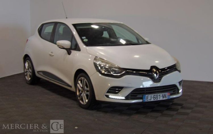 RENAULT CLIO IV 1,5 DCI75 ZEN BLANC EJ-681-NN