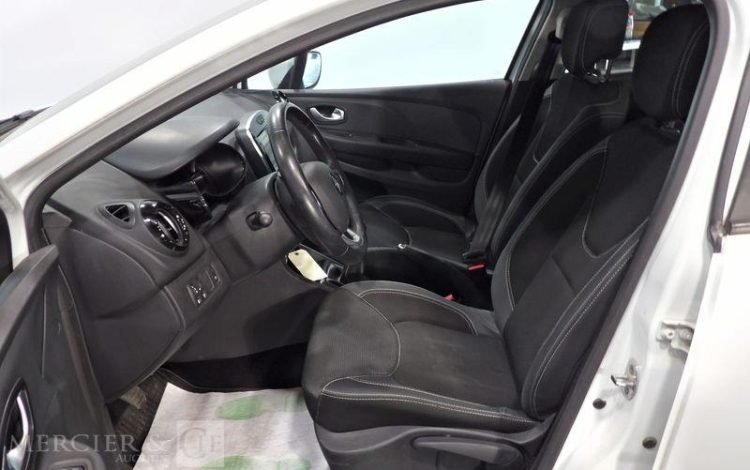 RENAULT CLIO IV 1,5 DCI75 ZEN BLANC EJ-681-NN