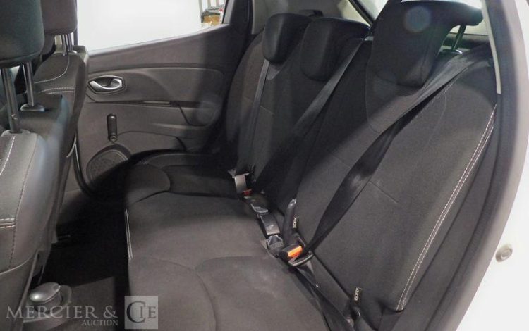 RENAULT CLIO IV 1,5 DCI75 ZEN BLANC EJ-681-NN