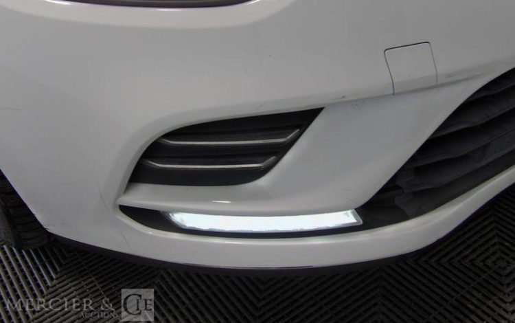 RENAULT CLIO IV 1,5 DCI75 ZEN BLANC EJ-681-NN
