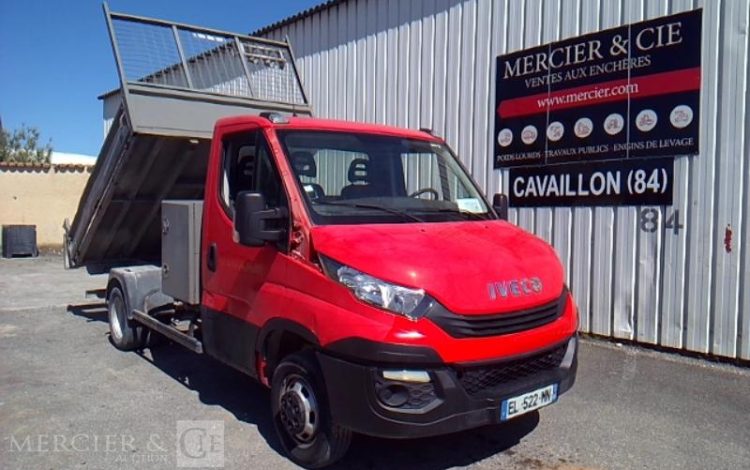 IVECO 35-120  BENNE SIMPLE CABINE COFFRE ROUGE EL-522-MN