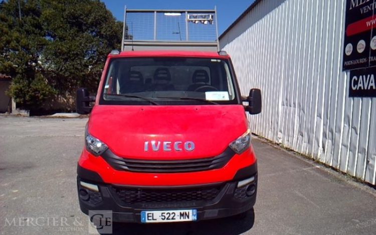 IVECO 35-120  BENNE SIMPLE CABINE COFFRE ROUGE EL-522-MN