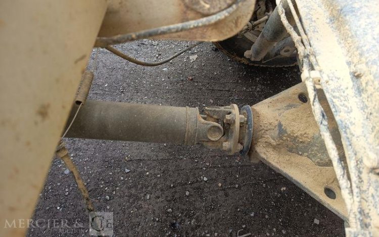 IVECO IS35 BENNE SIMPLE CABINE COFFRE IVECO 35C16  EN-521-NE
