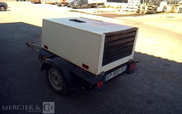 KAESER COMPRESSEUR D AIR M20 2000L/MN 7 BARS 1246H AN2017  EP-900-YE
