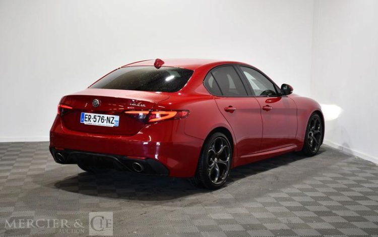 ALFAROMEO  ROUGE ER-576-NZ