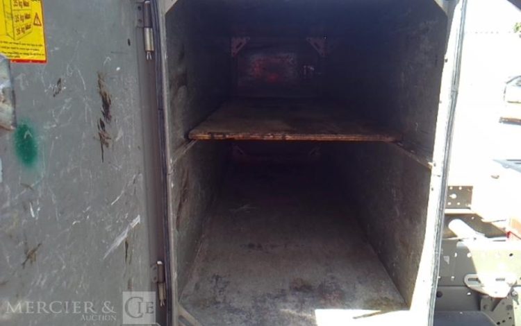 IVECO IS35 BENNE SIMPLE CABINE COFFRE IVECO 35C12  ES-489-CS