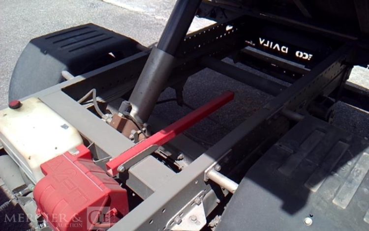 IVECO IS35 BENNE SIMPLE CABINE COFFRE IVECO 35C12  ES-489-CS