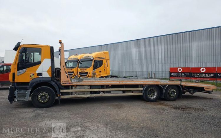IVECO STRALIS 360ch PORTE ENGIN 6×2 – DIESEL – PTAC : 26 TONNES – 319202 KMS – AN 2018 JAUNE ET-699-WV