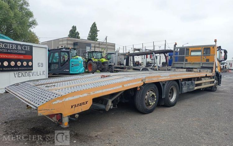 IVECO STRALIS 360ch PORTE ENGIN 6×2 – DIESEL – PTAC : 26 TONNES – 319202 KMS – AN 2018 JAUNE ET-699-WV