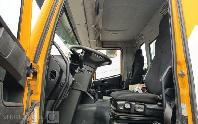 IVECO STRALIS 360ch PORTE ENGIN 6×2 – DIESEL – PTAC : 26 TONNES – 319202 KMS – AN 2018 JAUNE ET-699-WV