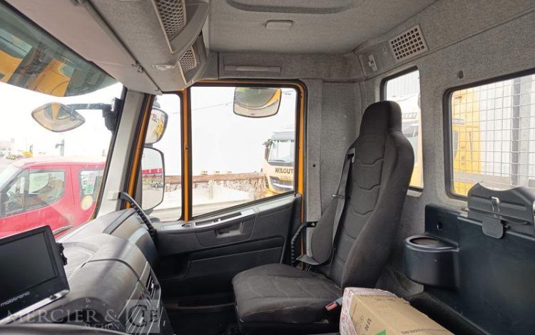 IVECO STRALIS 360ch PORTE ENGIN 6×2 – DIESEL – PTAC : 26 TONNES – 319202 KMS – AN 2018 JAUNE ET-699-WV