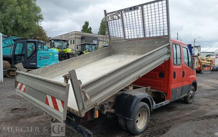 IVECO IS35 BENNE DOUBLE CABINE IVECO 35C12  EV-293-BV