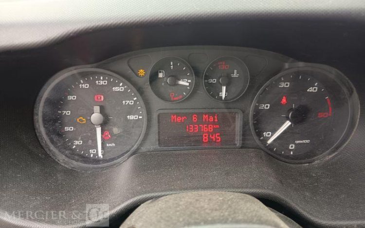 IVECO IS35 BENNE DOUBLE CABINE IVECO 35C12  EV-293-BV