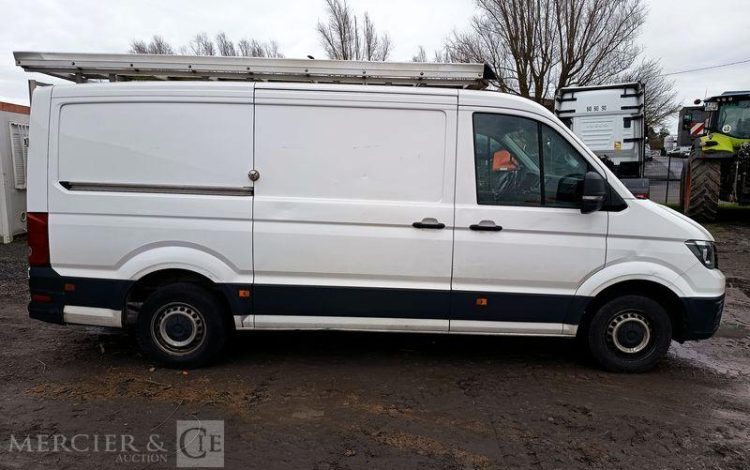 VOLKSWAGEN CRAFTER FOURGON 2.0 TDI 100 30  EY-358-NN