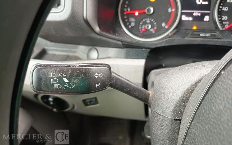 VOLKSWAGEN CRAFTER FOURGON 2.0 TDI 100 30  EY-358-NN