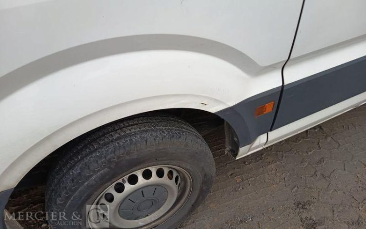 VOLKSWAGEN CRAFTER FOURGON 2.0 TDI 100 30  EY-358-NN
