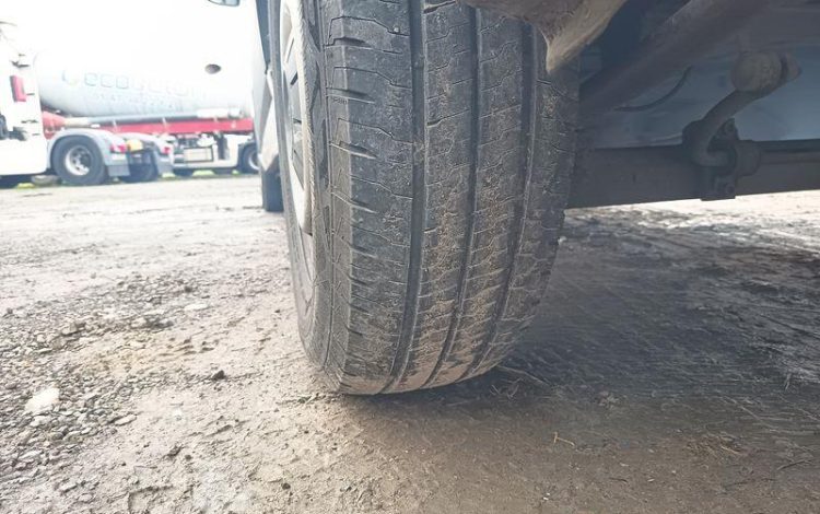 VOLKSWAGEN CRAFTER FOURGON 2.0 TDI 100 30  EY-358-NN