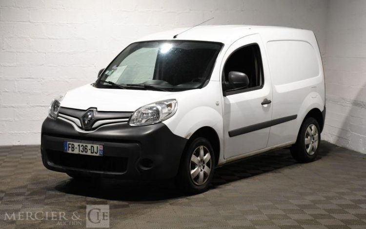 RENAULT  BLANC FB-136-DJ