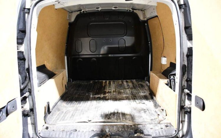 RENAULT  BLANC FB-136-DJ