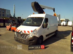 RENAULT MASTER AVEC NACELLE KLUBB K32 12 A 14M  FC-420-BF
