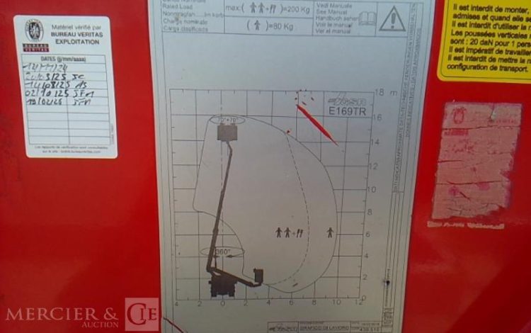 IVECO 35-120  NACELLE  SUR VL GSR 169TR 16M  2736H AN2019 ROUGE FD-340-QA