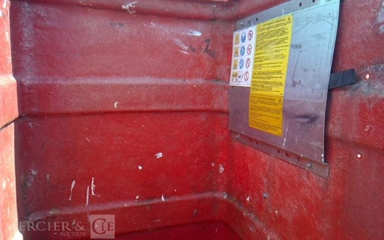 IVECO 35-120  NACELLE  SUR VL GSR 169TR 16M  2736H AN2019 ROUGE FD-340-QA