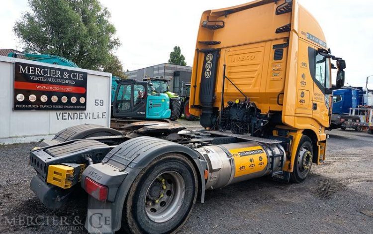 IVECO STRALIS 460 NP – GAZ – PTRA : 44 TONNES – 282533 KMS – ANNEE 2019 JAUNE FE-895-YJ
