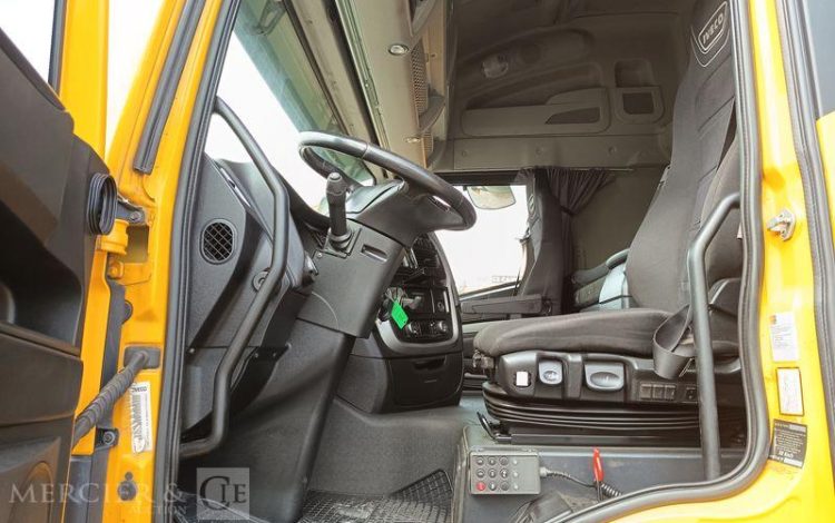 IVECO STRALIS 460 NP – GAZ – PTRA : 44 TONNES – 282533 KMS – ANNEE 2019 JAUNE FE-895-YJ