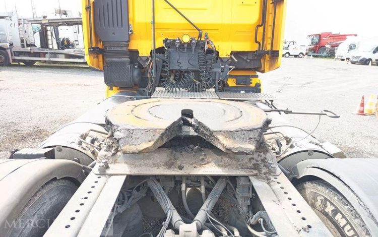 IVECO STRALIS 460 NP – GAZ – PTRA : 44 TONNES – 282533 KMS – ANNEE 2019 JAUNE FE-895-YJ