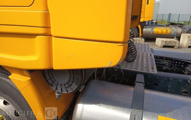IVECO STRALIS 460 NP – GAZ – PTRA : 44 TONNES – 282533 KMS – ANNEE 2019 JAUNE FE-895-YJ