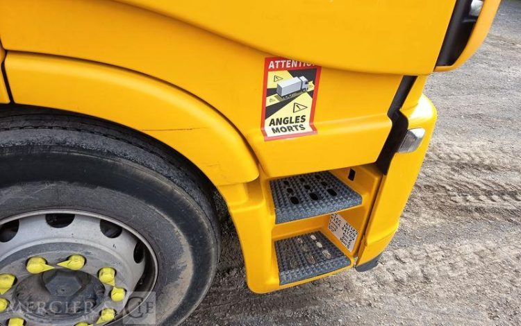 IVECO STRALIS 460 NP – GAZ – PTRA : 44 TONNES – 282533 KMS – ANNEE 2019 JAUNE FE-895-YJ